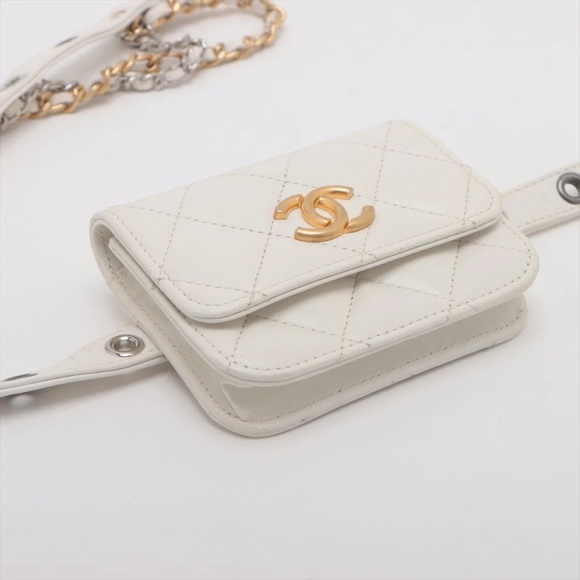 Chanel Mini Matelasse White Lambskin Belt Bag Gold x Silver Metal - Picture 2 of 11